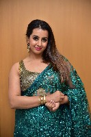 Actress Sanjjanaa Galrani Pictures